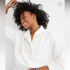 Aerie Button Mock Neck Cropped Sweatshirt- White Size Large Women’s